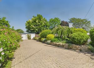 Gated Driveway - click for photo gallery